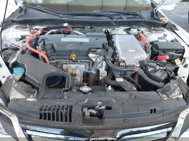1HGCR6F72FA002041 Honda Accord Hybrid Touring