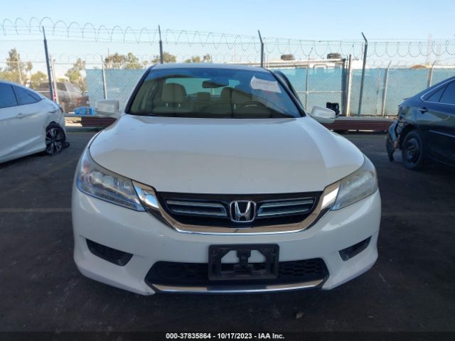 1HGCR6F72FA002041 Honda Accord Hybrid Touring