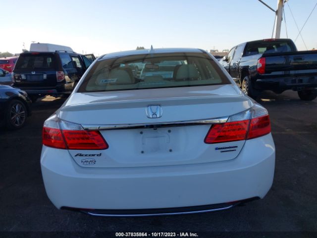 1HGCR6F72FA002041 Honda Accord Hybrid Touring