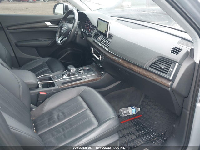 WA1BNAFY5J2019690 Audi Q5 Premium Plus