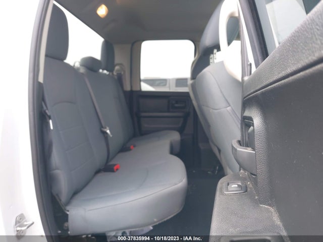 1C6RR7FG3KS643225 RAM 1500 Classic Express