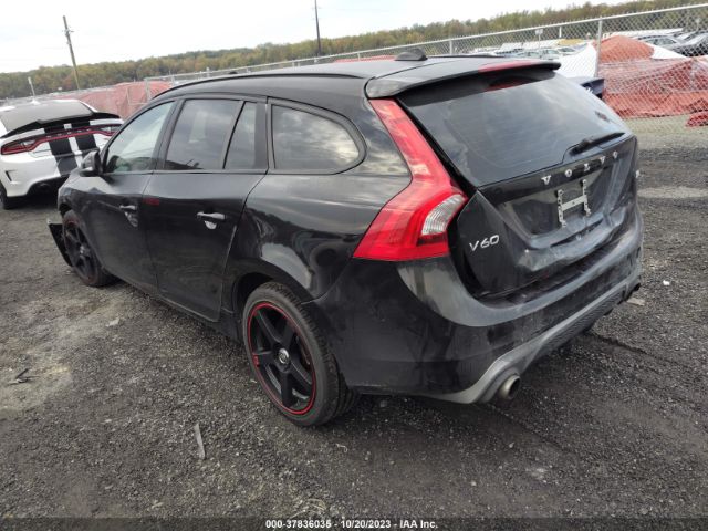 2018 VOLVO V60 YV140MEL5J2398656 Photo 2