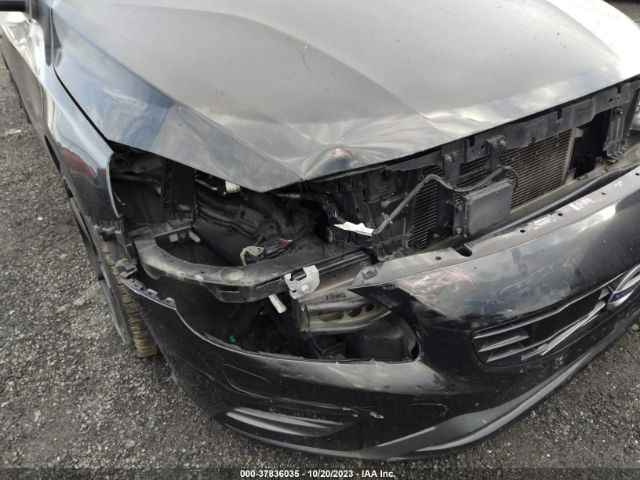 2018 VOLVO V60 YV140MEL5J2398656 Photo 5