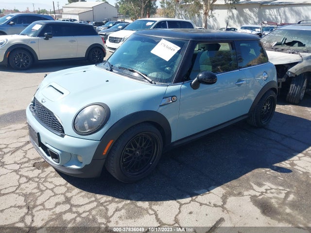 2013 MINI HARDTOP WMWSV3C58DT390981 Photo 1