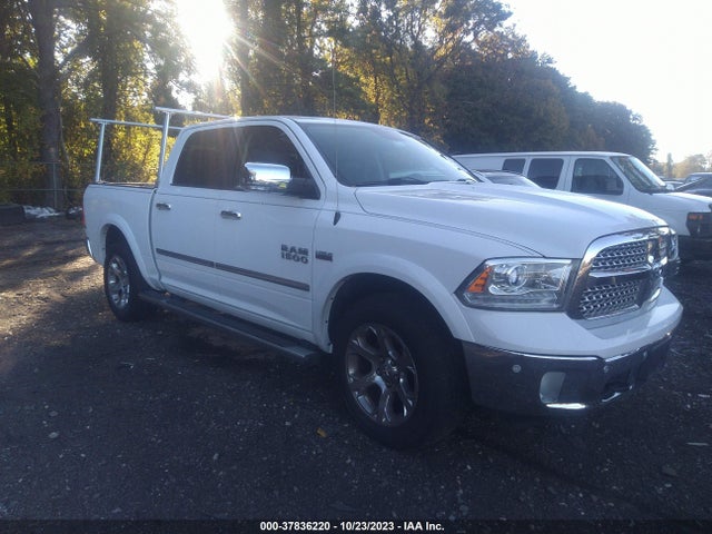 RAM 1500 Laramie 2016 1C6RR7NT0GS299004 zdjęcie główne