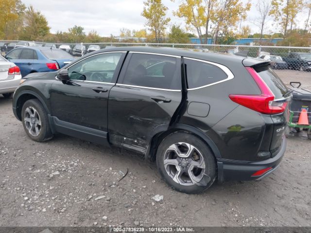 2018 HONDA CR-V 7FARW2H57JE009111 Photo 2