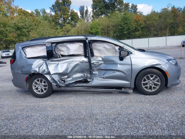 2C4RC1DG2LR145174 Chrysler Voyager Lxi