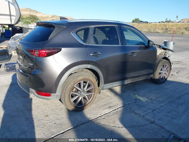 Mazda Cx-5 Touring 2018 JM3KFACM7J1427125 Image 4