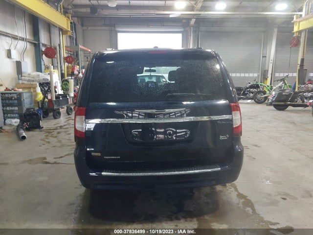 2C4RC1CG7GR215243 Chrysler Town & Country Touring-l