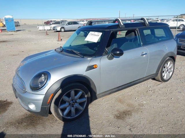 2009 MINI COOPER CLUBMAN WMWML33539TX50468 Photo 1