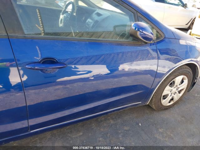 3KPFK4A73JE246704 KIA FORTE LX