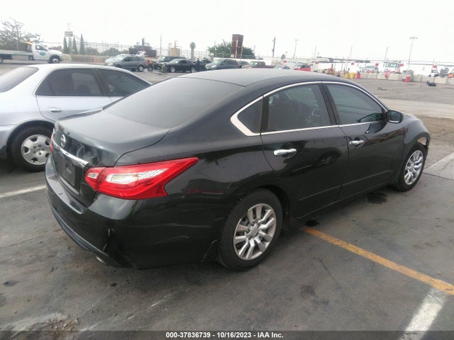 Nissan Altima 2.5 S 2017 1N4AL3AP1HN314656 Image 4