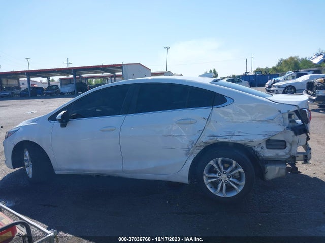 Chevrolet CRUZE LT 2019 1G1BE5SM3K7119042 Image 14