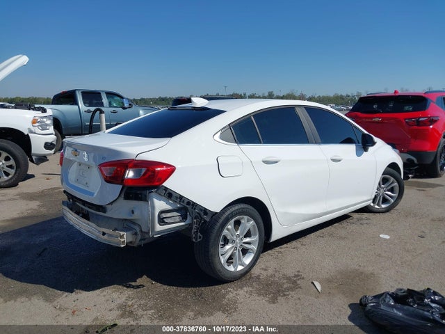 Chevrolet CRUZE LT 2019 1G1BE5SM3K7119042 Image 4