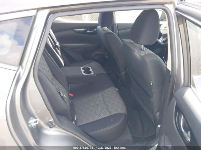 JN1BJ1CP5HW024374 Nissan Rogue Sport Sv