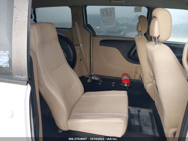 2C4RDGCG1ER153044 Dodge Grand Caravan Sxt