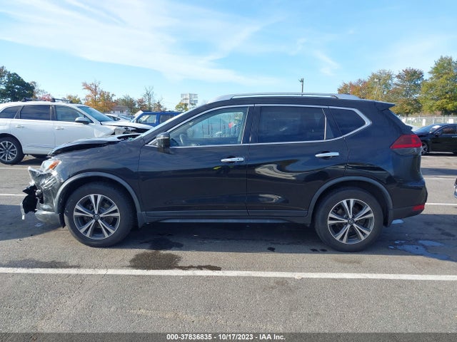 2019 NISSAN ROGUE SV VIN: JN8AT2MV7KW398647