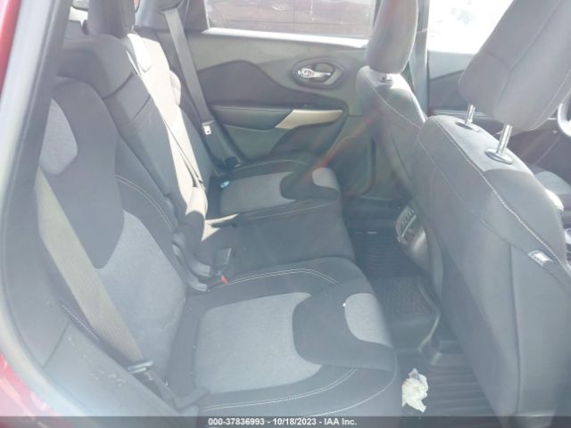 1C4PJMAB3HW633863 Jeep Cherokee Sport