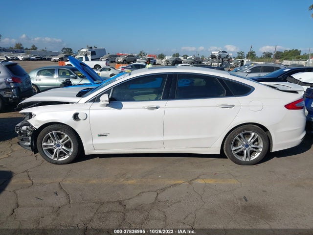 Ford Fusion Energi Titanium 2016 3FA6P0SU3GR241606 Image 15