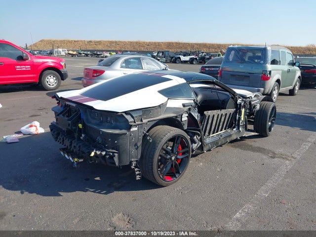 Chevrolet Corvette 2lt 2015 1G1YD2D75F5117555 Image 4