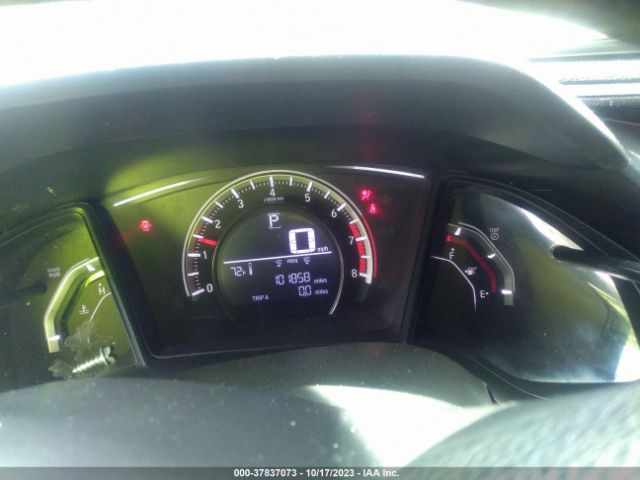 SHHFK7H25JU407879 Honda Civic Hatchback Lx