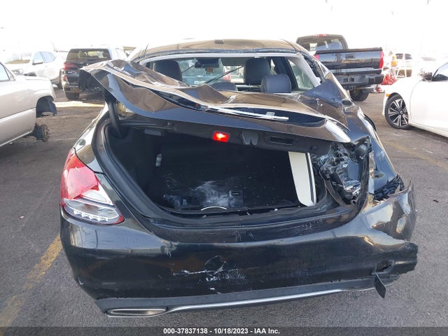 2018 MERCEDES-BENZ C 300 4MATIC VIN: 55SWF4KB7JU249329