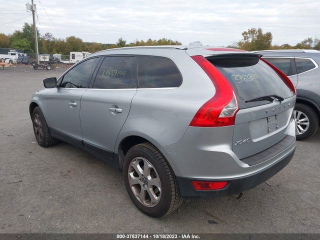 2013 VOLVO XC60 3.2L VIN: YV4952DL7D2398842