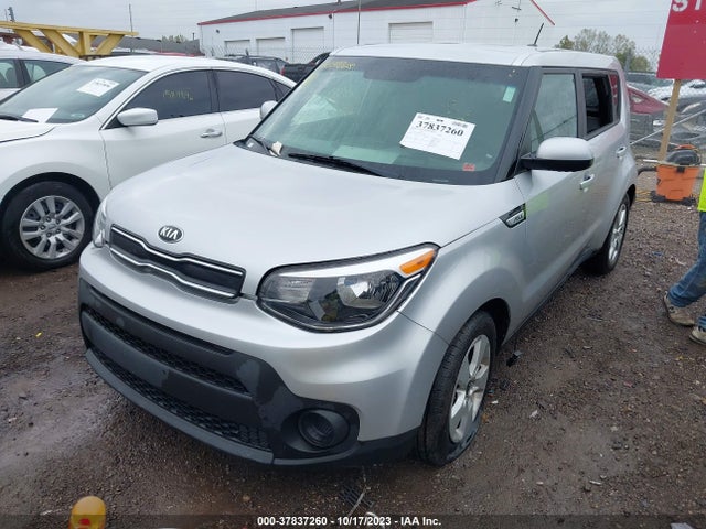 KIA Soul 2017 KNDJN2A2XH7419526 Image 2