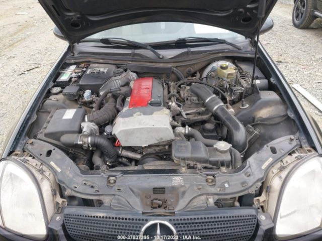 1999 MERCEDES-BENZ SLK-CLASS WDBKK47F9XF142292 Photo 9