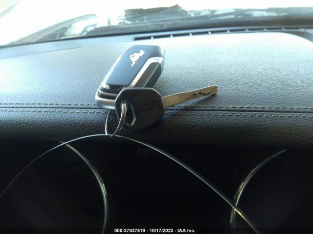 2015 FORD MUSTANG 1FATP8UH3F5367869 Photo 10