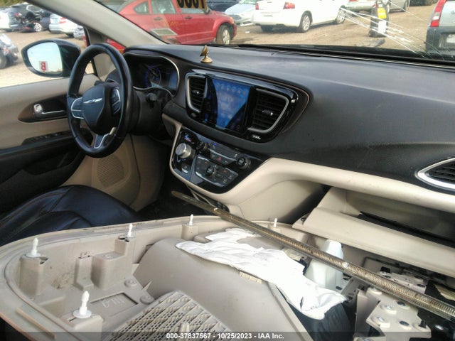 2C4RC1BGXHR524739 Chrysler Pacifica Touring-l
