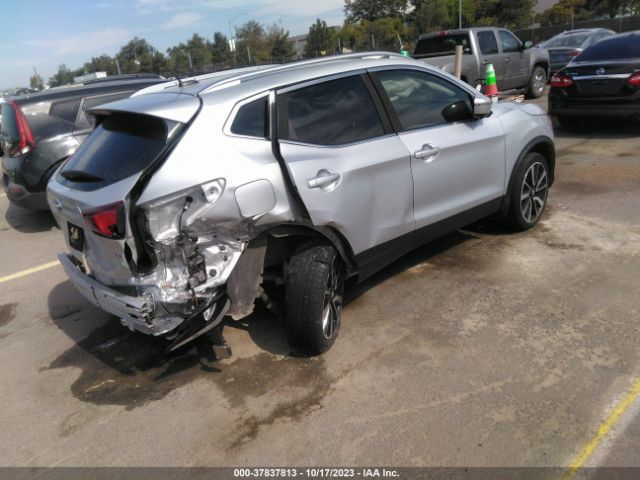 JN1BJ1CP8JW501238 Nissan Rogue Sport Sl