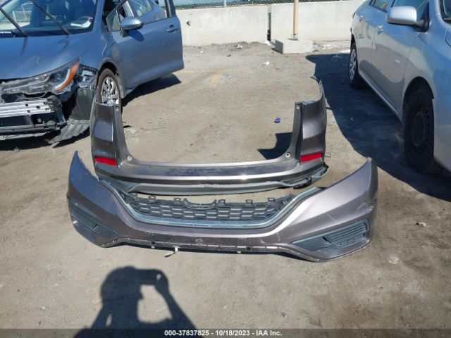 2HKRM3H44GH551663 Honda CR-V SE