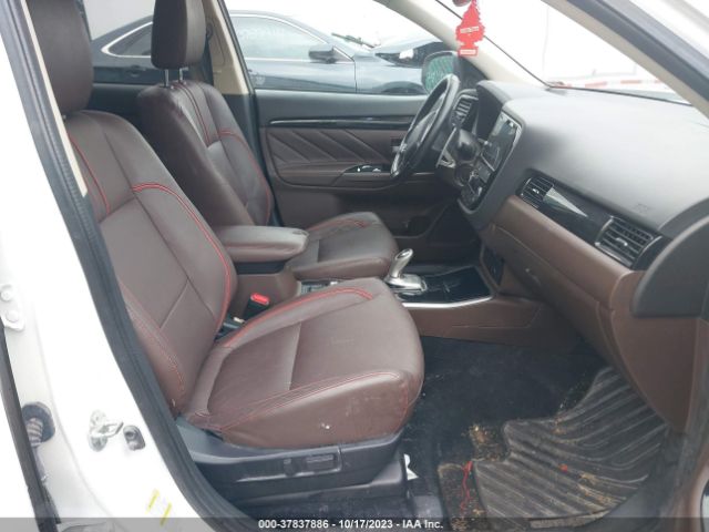 2018 MITSUBISHI OUTLANDER PHEV JA4J24A52JZ052088 Photo 4