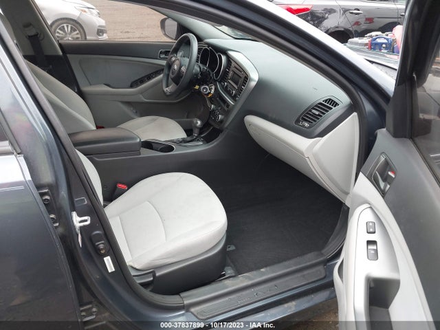 KIA Optima Lx 2015 KNAGM4A74F5585325 Image 5