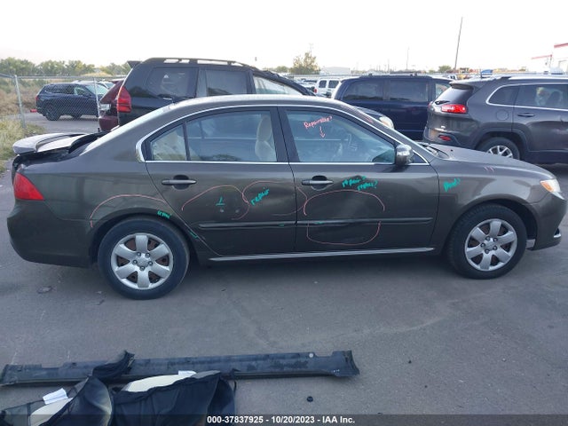 2009 KIA OPTIMA LX VIN: KNAGE228795312893