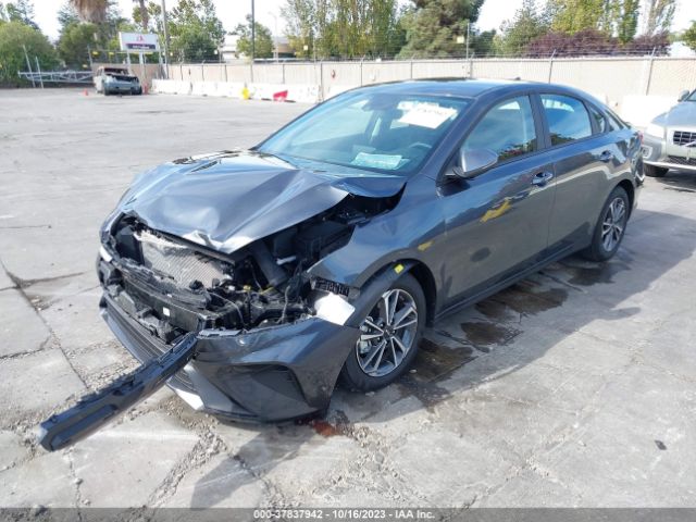 3KPF24ADXPE675059 KIA Forte Lxs