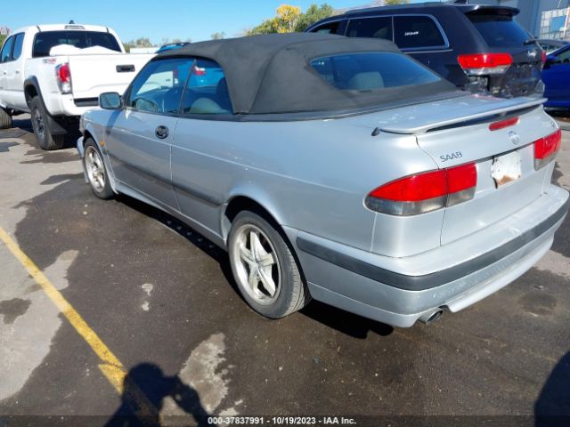 2000 SAAB 9-3 YS3DF78K0Y7009176 Photo 2