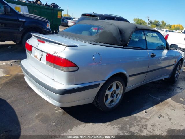 2000 SAAB 9-3 YS3DF78K0Y7009176 Photo 3