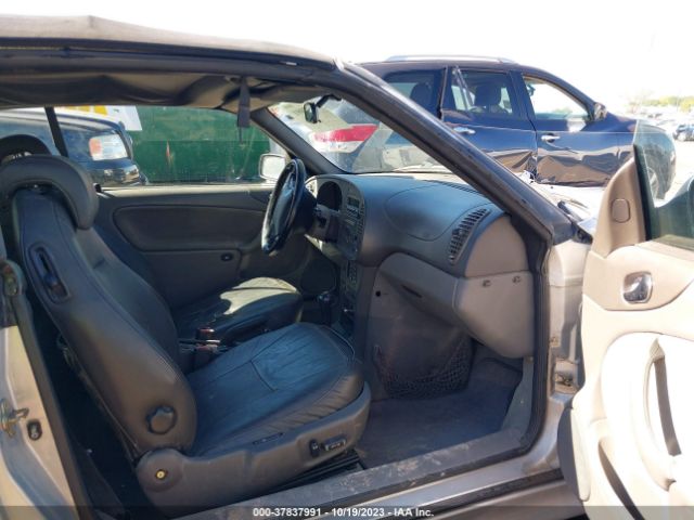 2000 SAAB 9-3 YS3DF78K0Y7009176 Photo 4