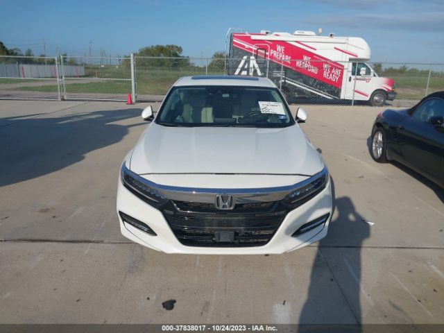 1HGCV3F95JA013300 Honda Accord Hybrid Touring