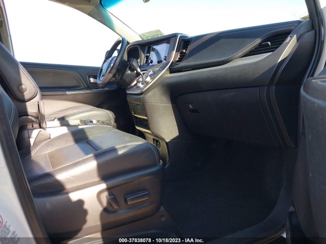 2015 TOYOTA SIENNA SE VIN: 5TDXK3DC5FS657879