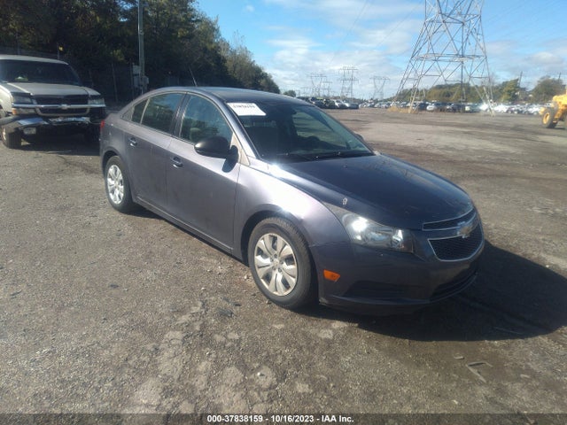 2014 1G1PA5SG4E7217643 main image