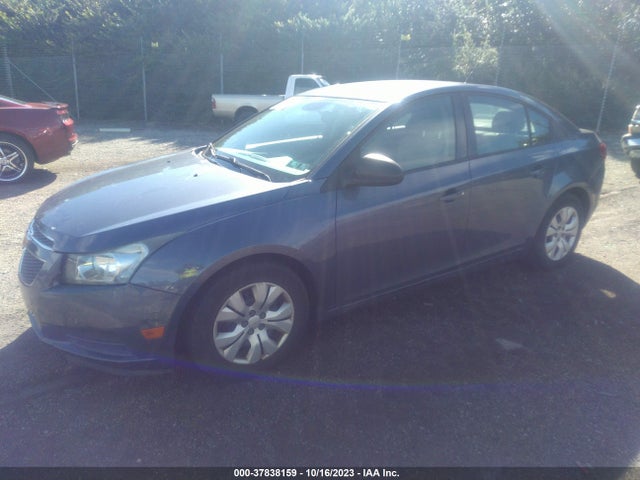 Chevrolet CRUZE LS 2014 1G1PA5SG4E7217643 Image 2