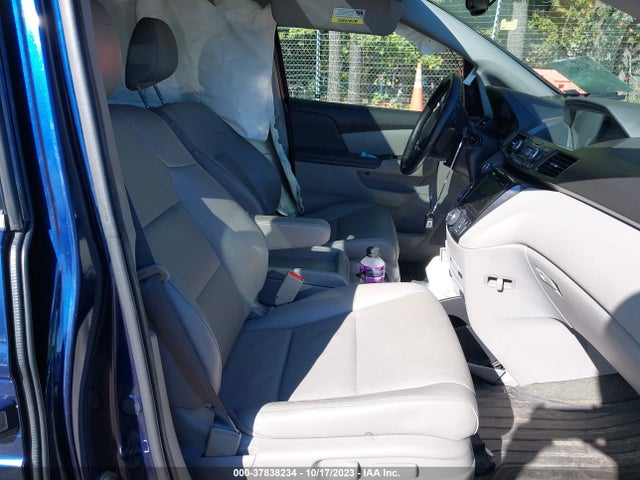 Honda Odyssey Touring 2016 5FNRL5H98GB134183 Image 5