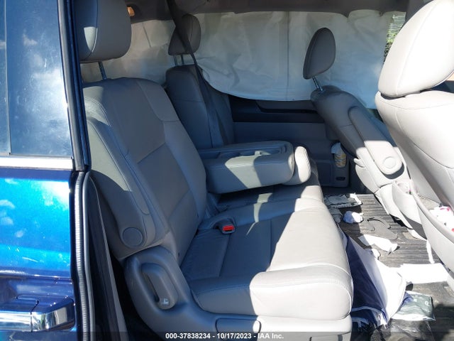 Honda Odyssey Touring 2016 5FNRL5H98GB134183 Image 8