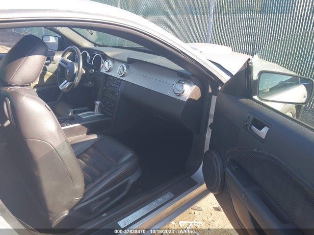 2009 FORD MUSTANG GT VIN: 1ZVHT82H795117759