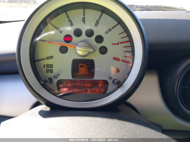 2008 MINI COOPER WMWMF33538TT60296 Photo 6