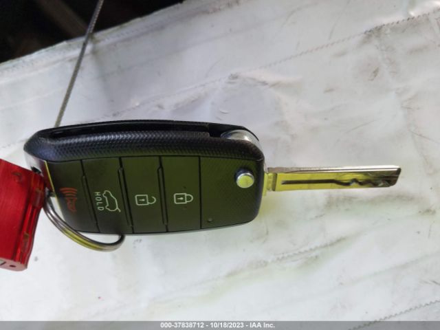 KNDJN2A22E7022940 KIA Soul Base