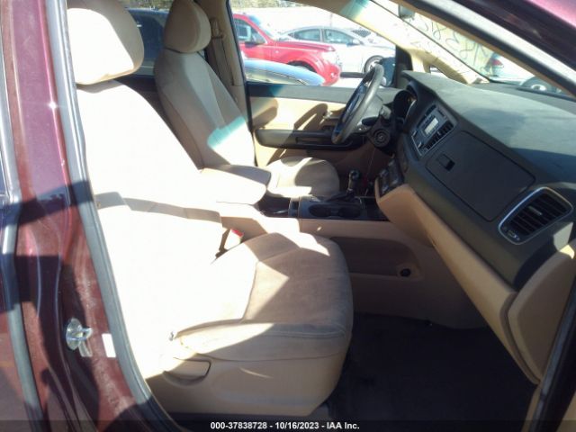 KNDMB5C11F6018249 KIA SEDONA LX